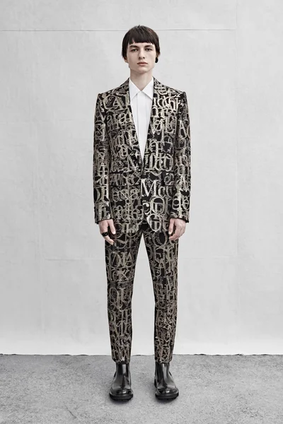 Look 17